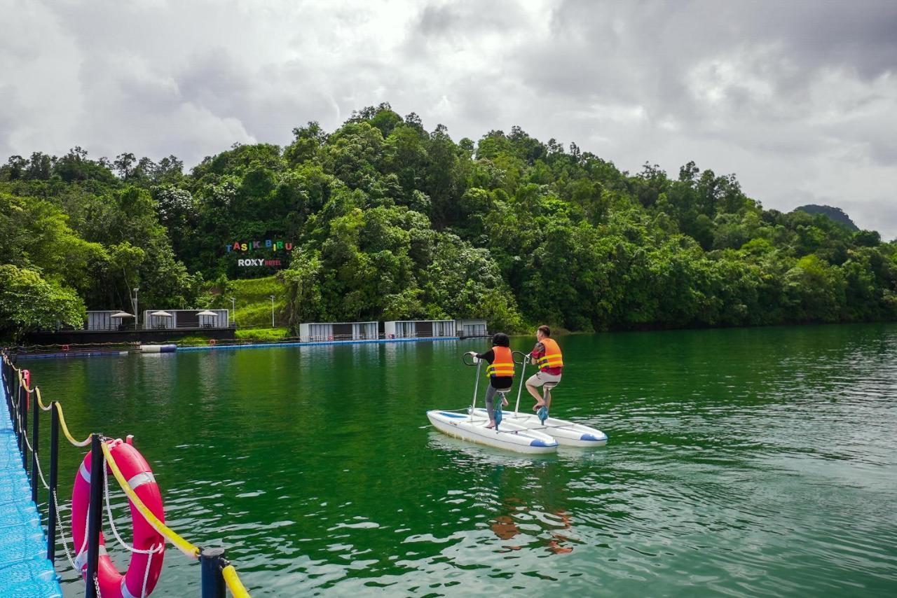 Roxy Tasik Biru Resort City Bau Экстерьер фото